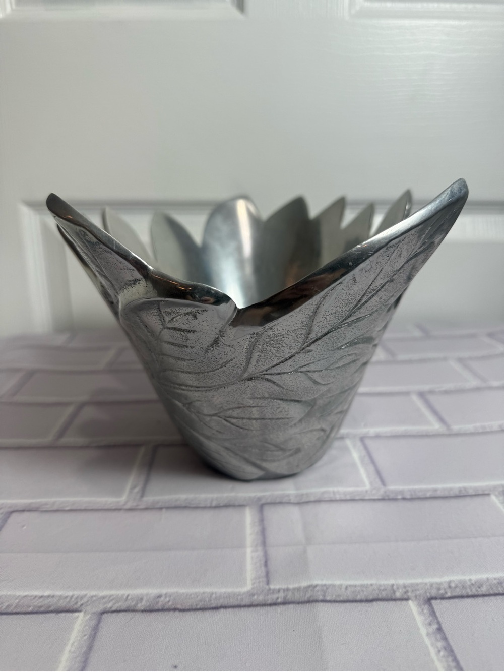 Pottery Barn Barona Silver Leaf Bowl Decorative Centerpiece 11” - Picture 9 of 13